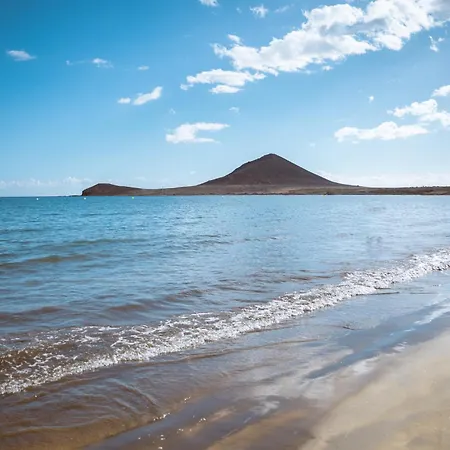 Olas - Coastal Escape With Charm & Comfort アパート