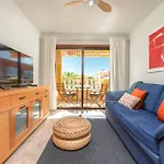 Olas - Coastal Escape With Charm & Comfort *