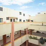 דירה Olas - Coastal Escape With Charm & Comfort