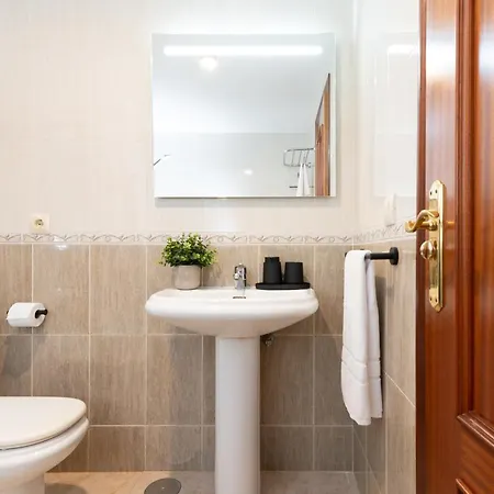 Appartement Olas - Coastal Escape With Charm & Comfort