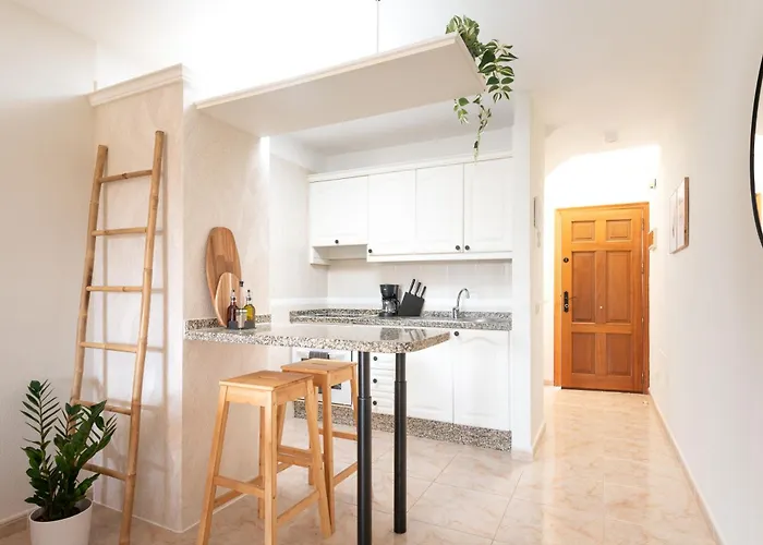 Olas - Coastal Escape With Charm & Comfort Apartmán *