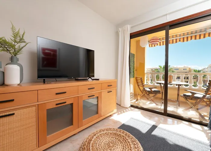 Apartment Olas - Coastal Escape With Charm & Comfort *